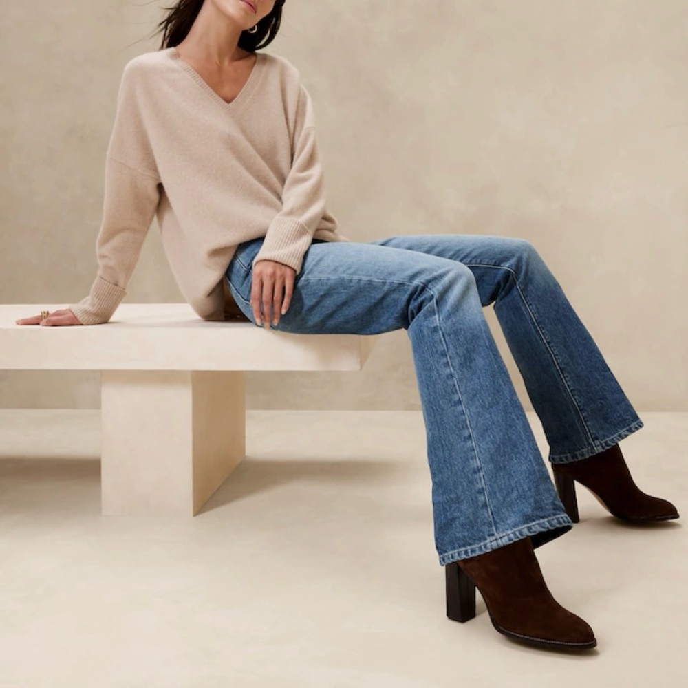 Kenneth Cole Bootcut Jeans - Picture 2 of 7